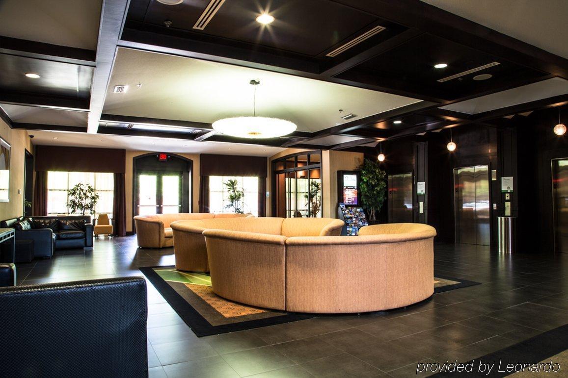 Holiday Inn Arlington Northeast By Ihg Екстер'єр фото