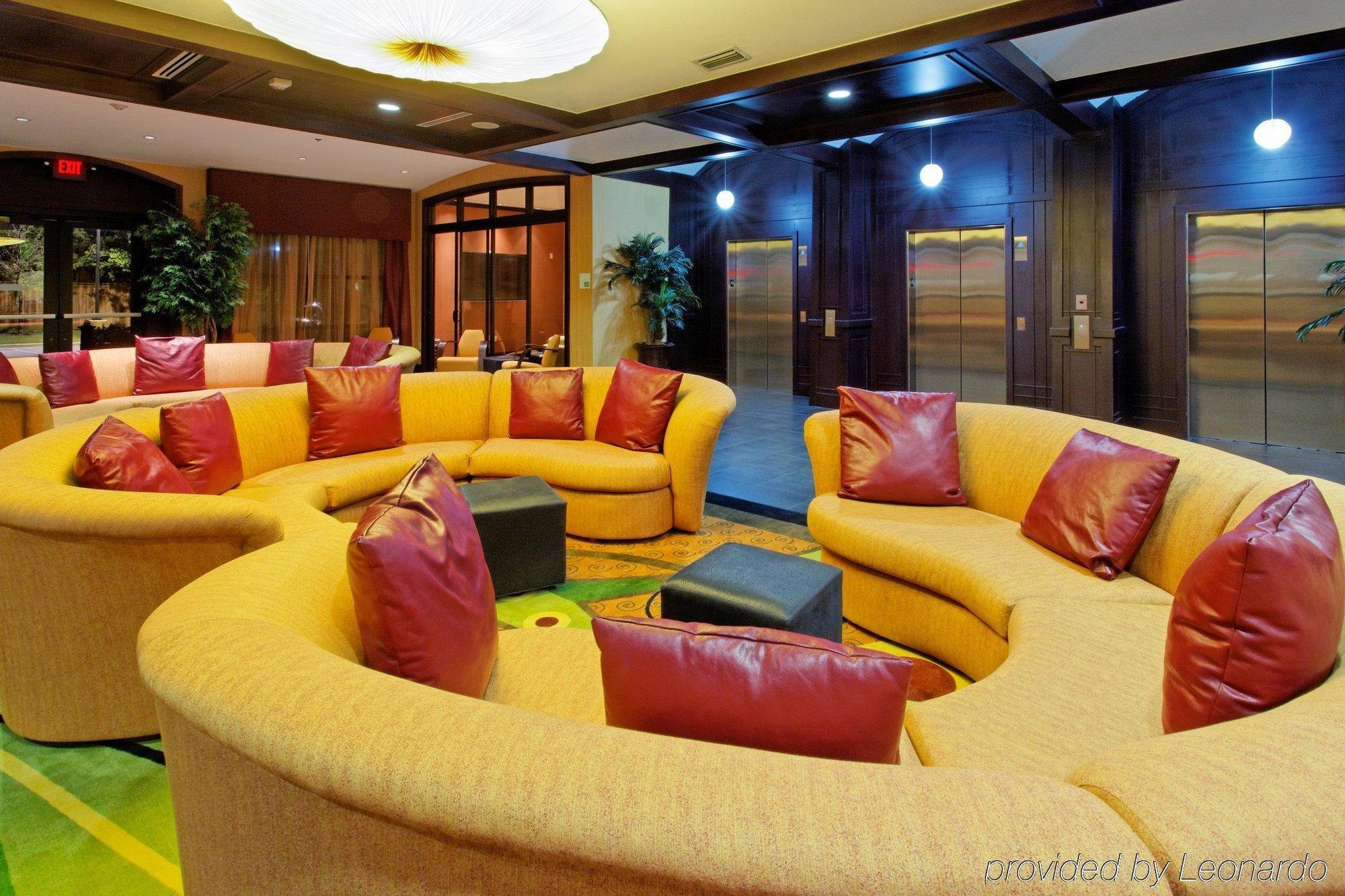 Holiday Inn Arlington Northeast By Ihg Екстер'єр фото