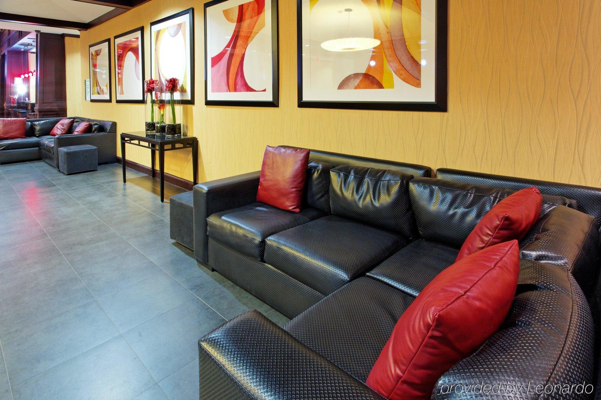 Holiday Inn Arlington Northeast By Ihg Екстер'єр фото
